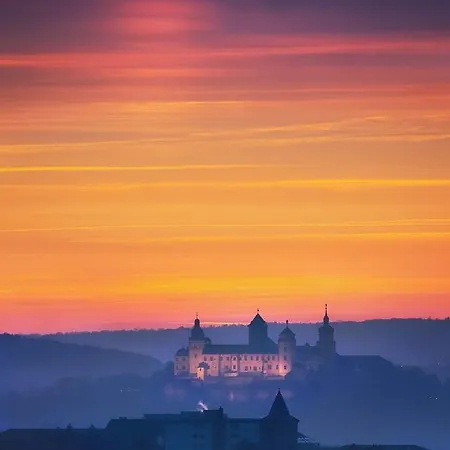 Convenient * Norimberk